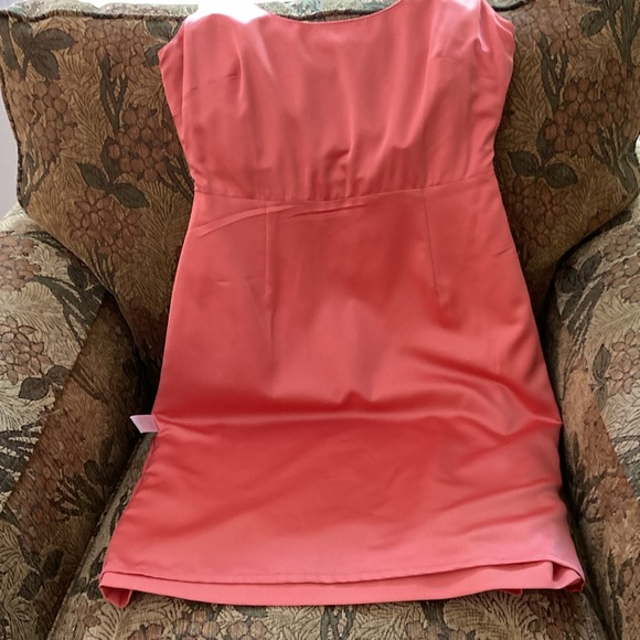 T Tahari Sun Dress - Picture 6 of 9